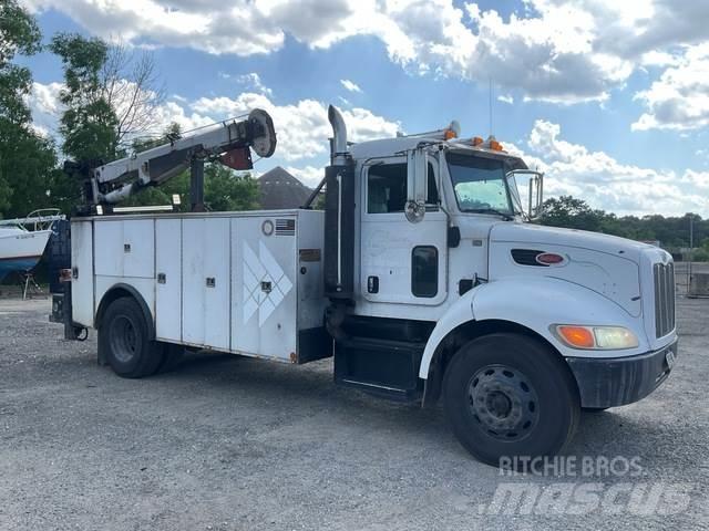 Peterbilt 335 都市/通用型車輛