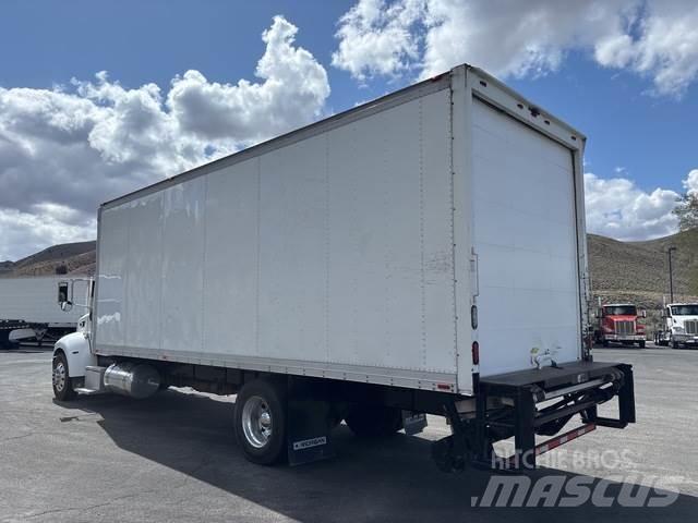 Peterbilt 337 貨箱式卡車