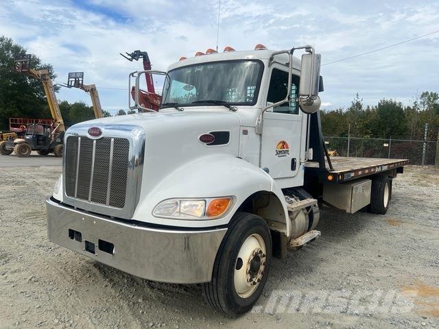 Peterbilt 337 救援車