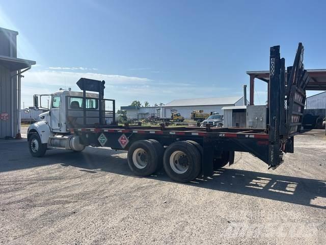 Peterbilt 340 平板式/側卸式卡車