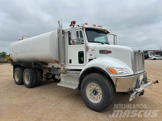 Peterbilt 348 水車