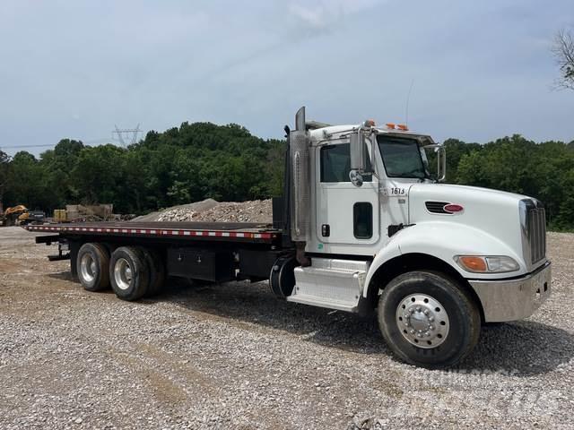 Peterbilt 348 救援車