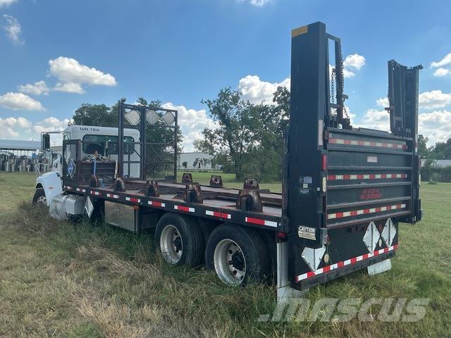 Peterbilt 348 平板式/側卸式卡車
