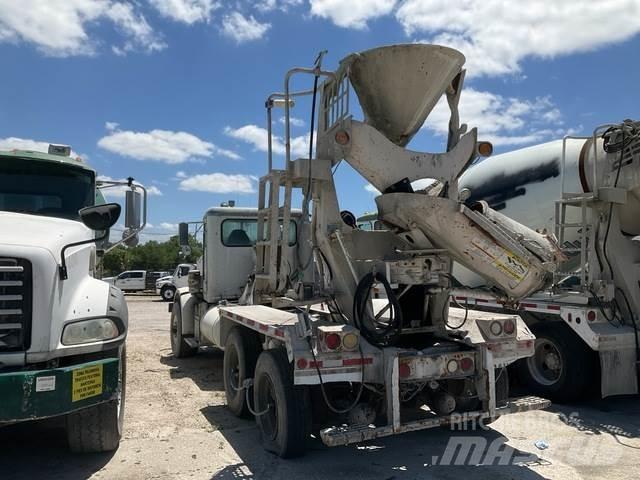 Peterbilt 357 其他貨車