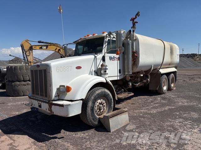 Peterbilt 357 水車