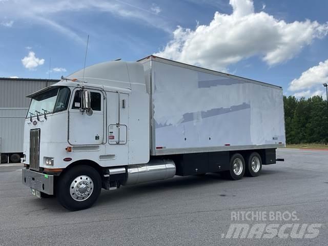 Peterbilt 362 貨箱式卡車