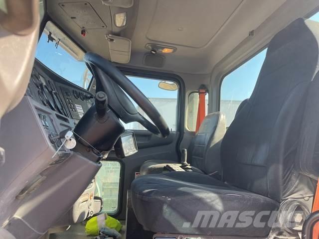 Peterbilt 365 其他貨車