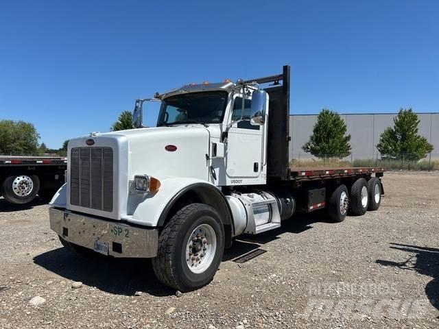 Peterbilt 365 平板式/側卸式卡車