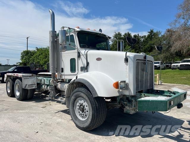 Peterbilt 365 駕駛室與內部