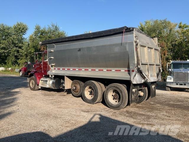 Peterbilt 365 傾卸式卡車