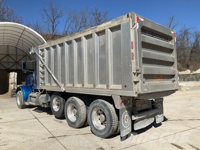 Peterbilt 367 傾卸式卡車