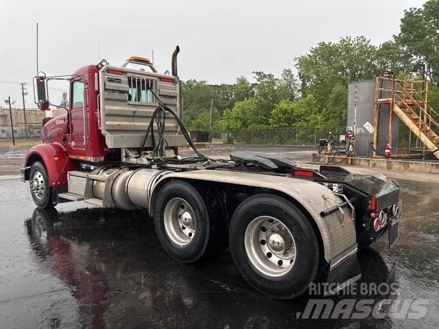 Peterbilt 367 曳引機組件