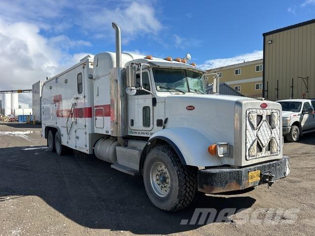 Peterbilt 367 木材貨車