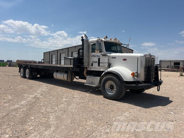 Peterbilt 367 平板式/側卸式卡車