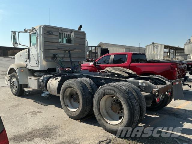 Peterbilt 367 曳引機組件