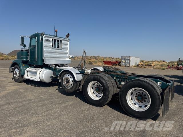 Peterbilt 367 曳引機組件