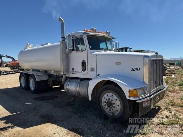 Peterbilt 377 水車