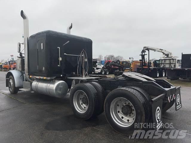 Peterbilt 378 曳引機組件