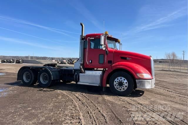 Peterbilt 386 曳引機組件
