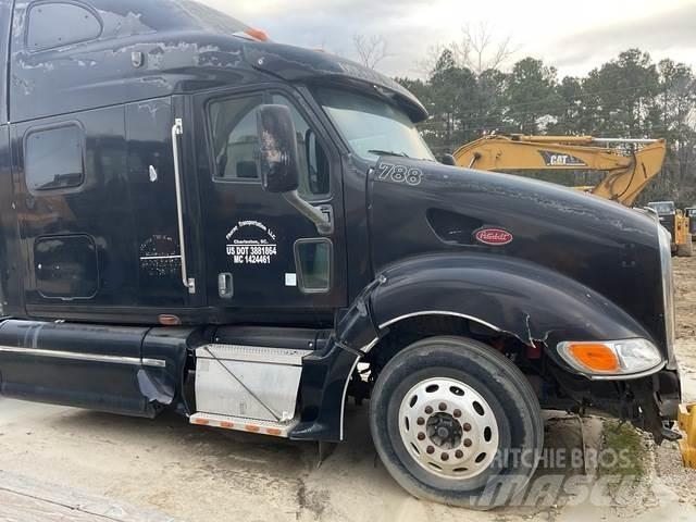 Peterbilt 387 曳引機組件