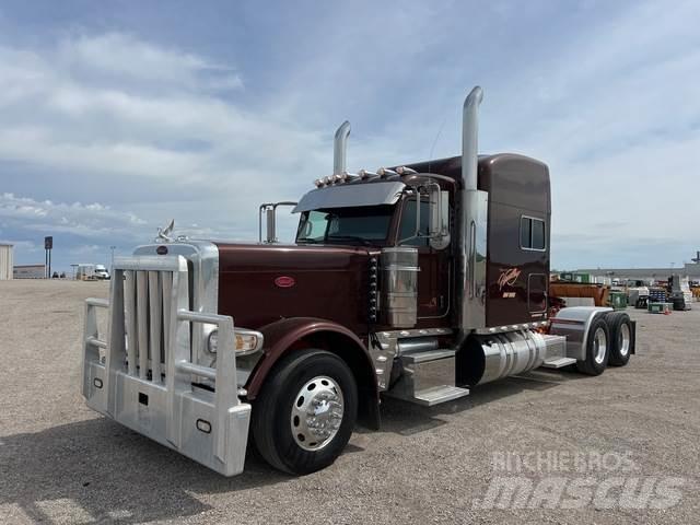 Peterbilt 389 曳引機組件