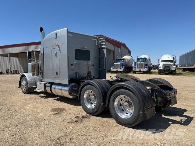 Peterbilt 389 曳引機組件