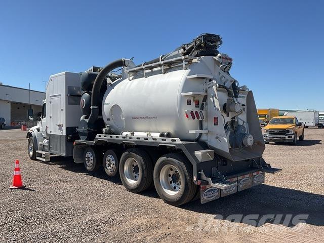 Peterbilt 548 履帶式 挖土機/掘鑿機/挖掘機