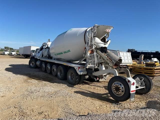 Peterbilt 567 其他貨車