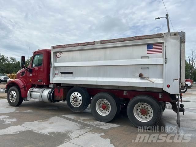 Peterbilt 567 傾卸式卡車