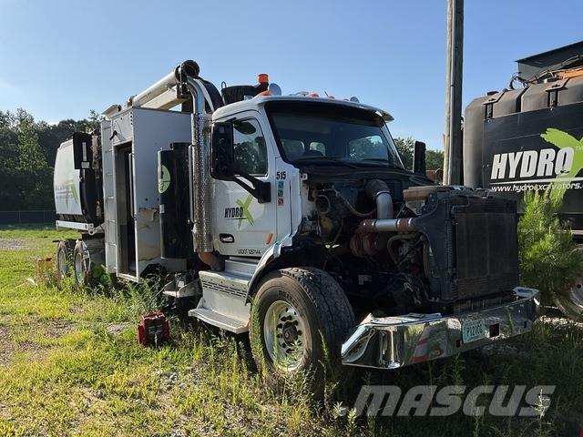 Peterbilt 567 履帶式 挖土機/掘鑿機/挖掘機