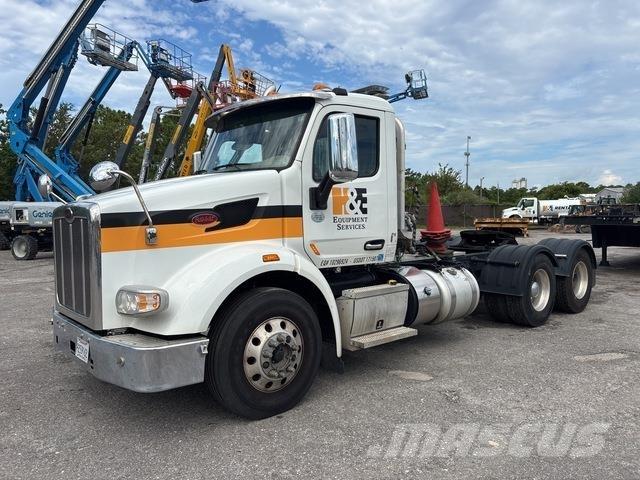 Peterbilt 567 曳引機組件