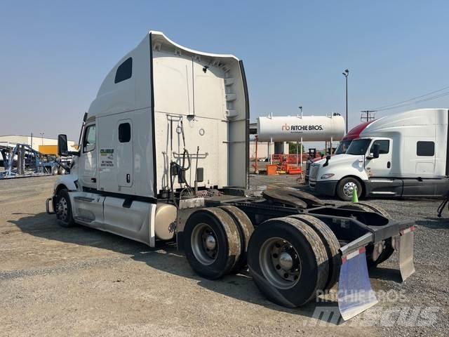 Peterbilt 579 曳引機組件