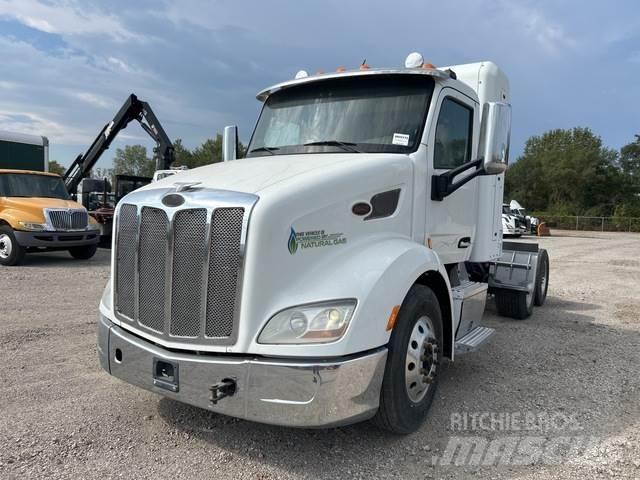Peterbilt 579 曳引機組件