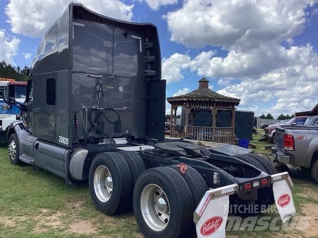Peterbilt 579 曳引機組件