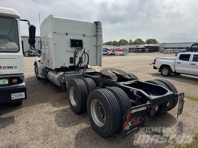 Peterbilt 579 曳引機組件