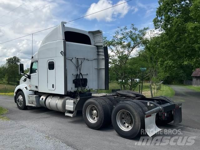 Peterbilt 579 曳引機組件