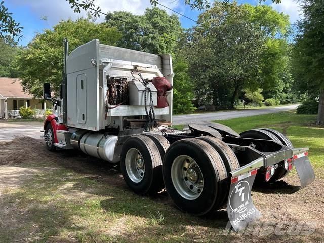 Peterbilt 579 曳引機組件