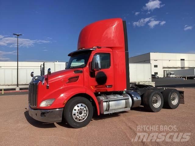 Peterbilt 579 曳引機組件