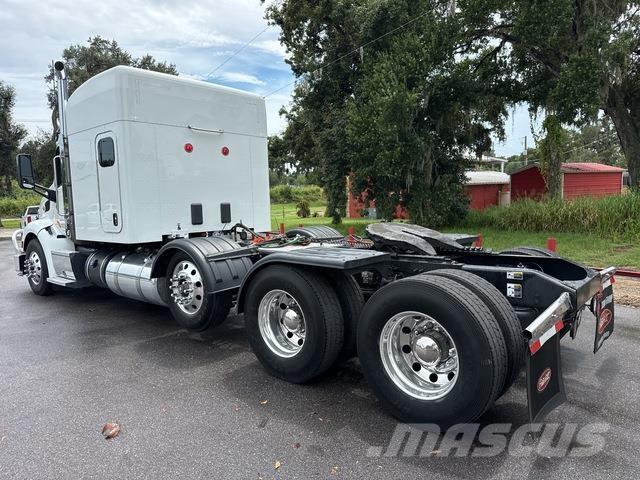 Peterbilt 579 曳引機組件