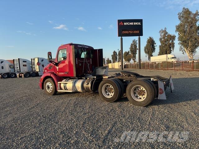 Peterbilt 579 曳引機組件