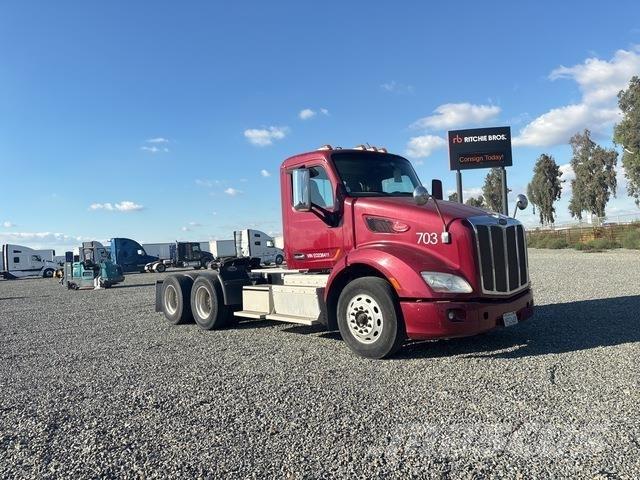 Peterbilt 579 曳引機組件