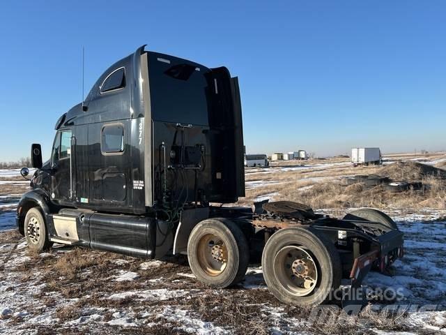 Peterbilt 587 曳引機組件