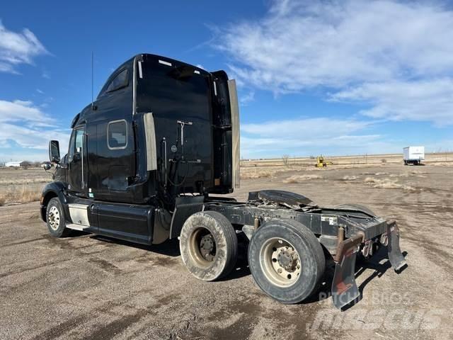 Peterbilt 587 曳引機組件