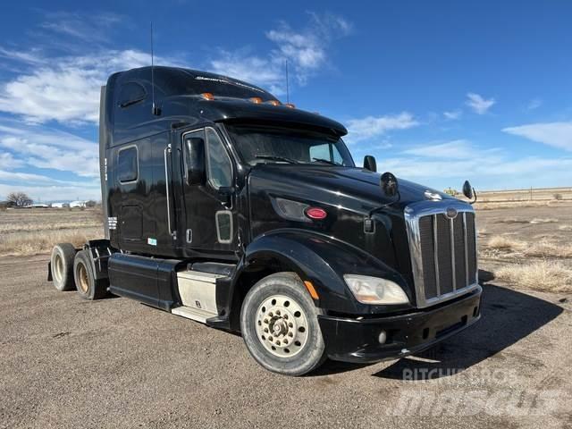 Peterbilt 587 曳引機組件