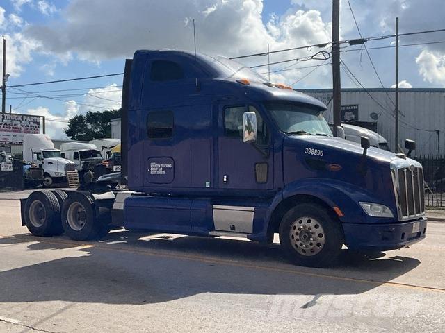 Peterbilt 587 曳引機組件