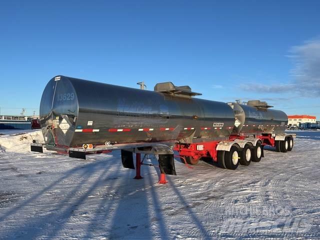 Polar  罐體拖車