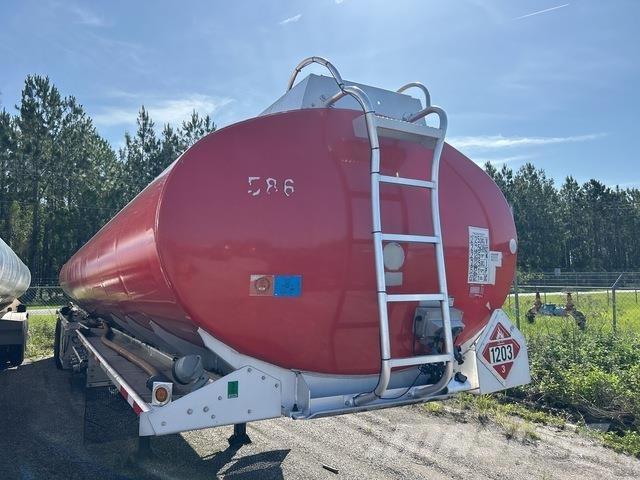 Polar  罐體拖車