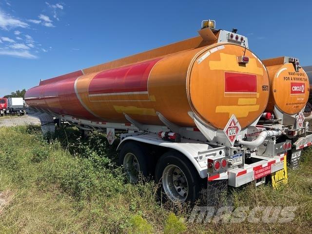Polar  罐體拖車