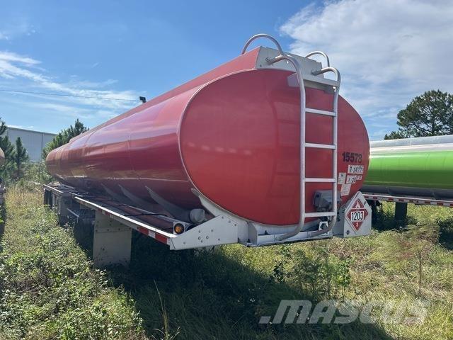 Polar  罐體拖車