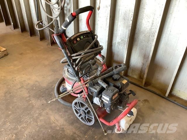  Predator 輕壓清洗機